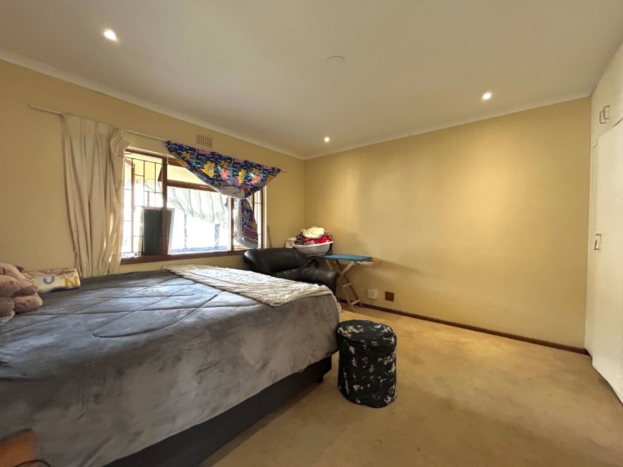 2 Bedroom Property for Sale in Fish Hoek Western Cape